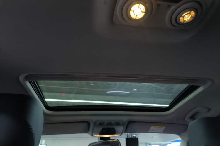 Used BMW 3 Series 2017 320Li M Sport Edition Headliner