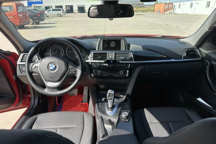 Used BMW 3 Series 2017 320Li Fashion Model Interior 2