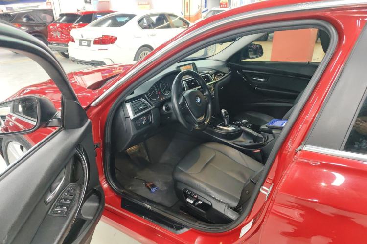 Used BMW 3 Series 2017 320Li Fashion Model Interior 3
