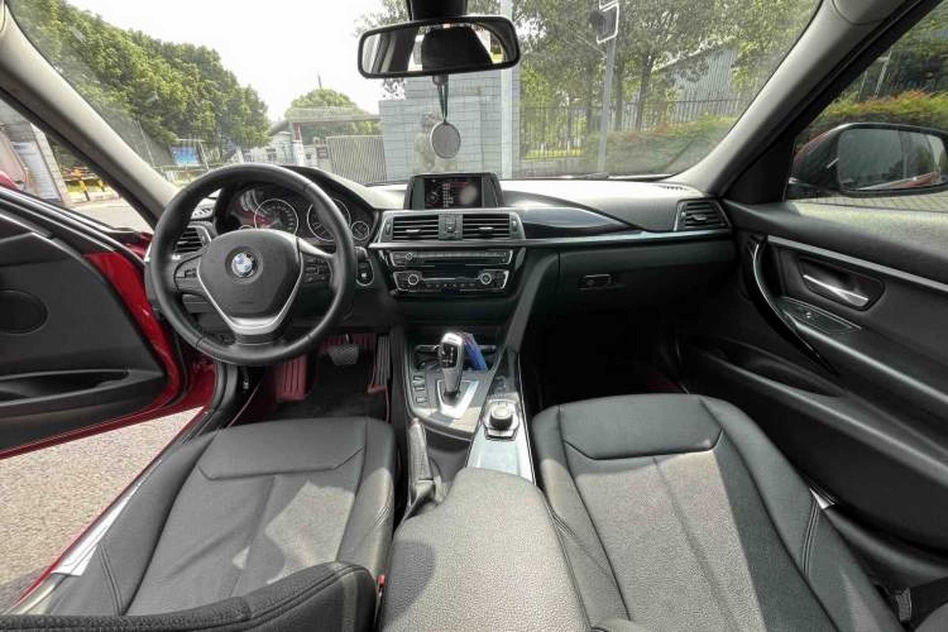 Used BMW 3 Series 2017 320Li Fashion Model Interior 3