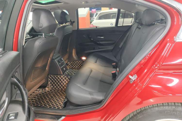 Used BMW 3 Series 2017 320Li Fashion Model Interior 4