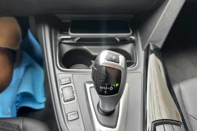 Used BMW 3 Series 2017 320Li xDrive Fashion Model Interior 5