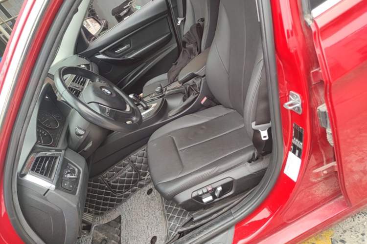 Used BMW 3 Series 2017 320Li Fashion Model Left Front Seat