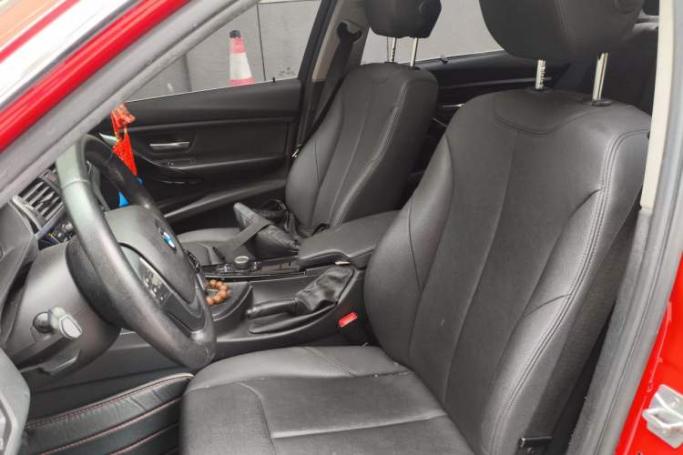 Used BMW 3 Series 2017 320Li Fashion Model Left Front Seat