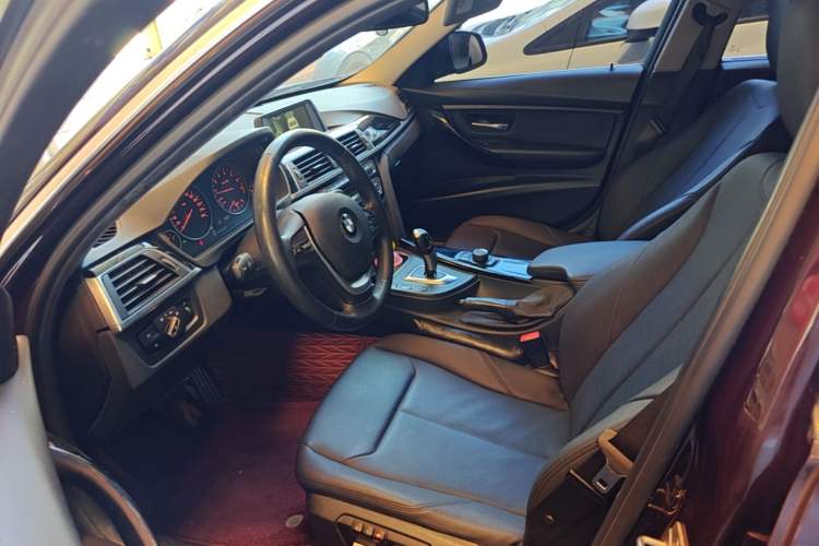 Used BMW 3 Series 2017 320Li Fashion Model Left Front Seat