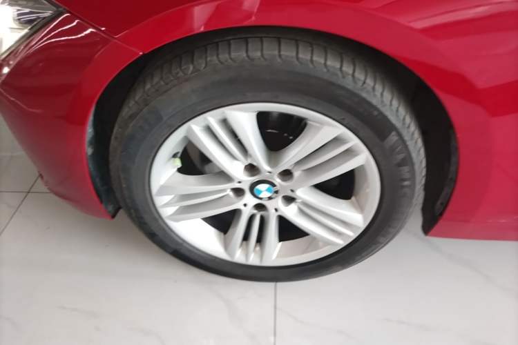 Used BMW 3 Series 2017 320Li Fashion Model Left Front Wheel Hub