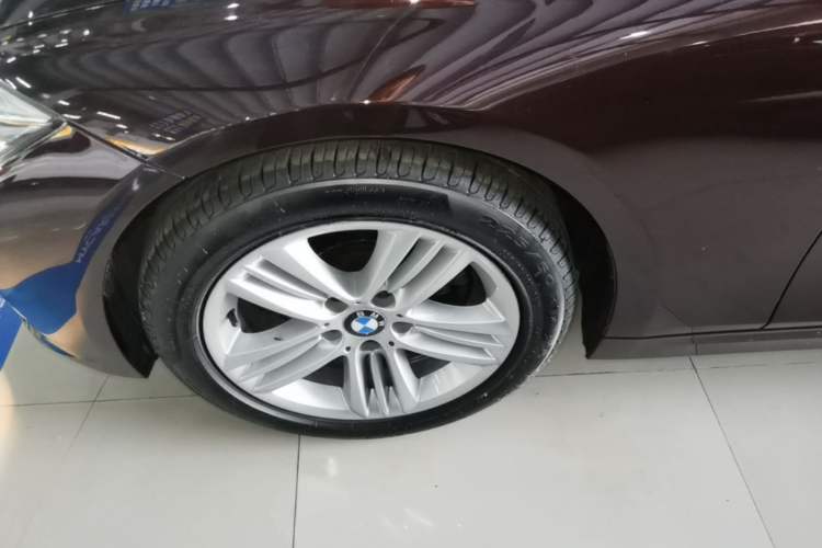 Used BMW 3 Series 2017 320Li Fashion Model Left Front Wheel Hub