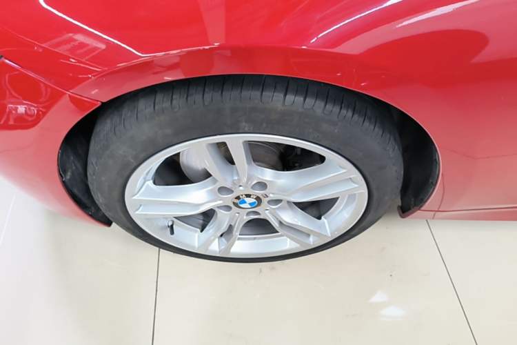Used BMW 3 Series 2017 320Li M Sport Edition Left Front Wheel Hub