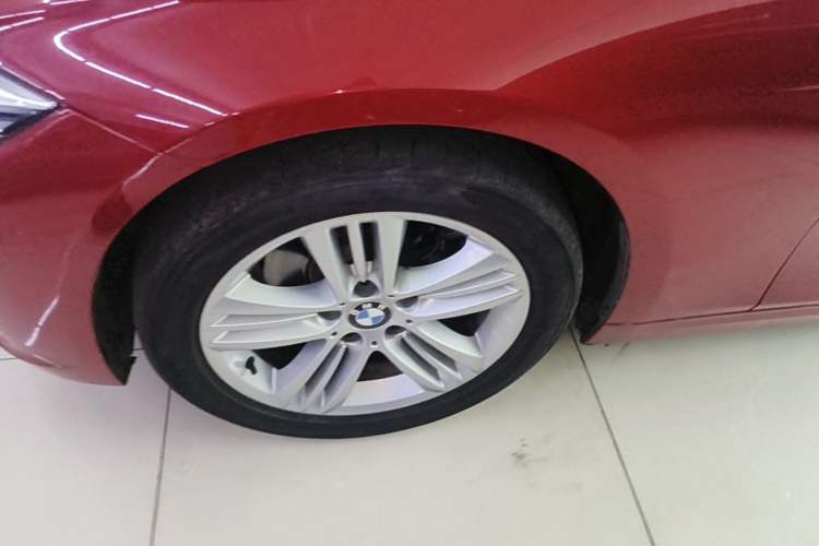 Used BMW 3 Series 2017 320Li Fashion Model Left Front Wheel Hub