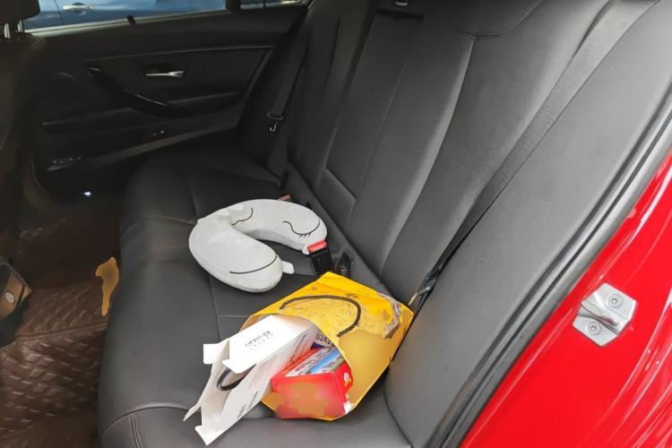 Used BMW 3 Series 2017 320Li Fashion Model Left Rear Seat