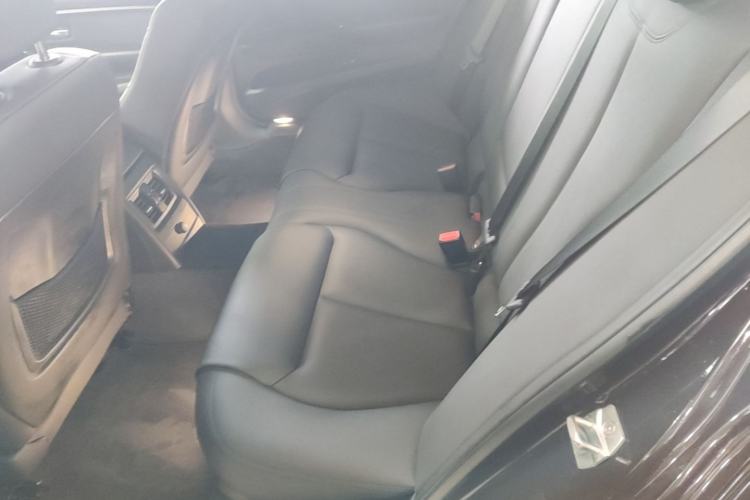 Used BMW 3 Series 2017 320Li Fashion Model Left Rear Seat