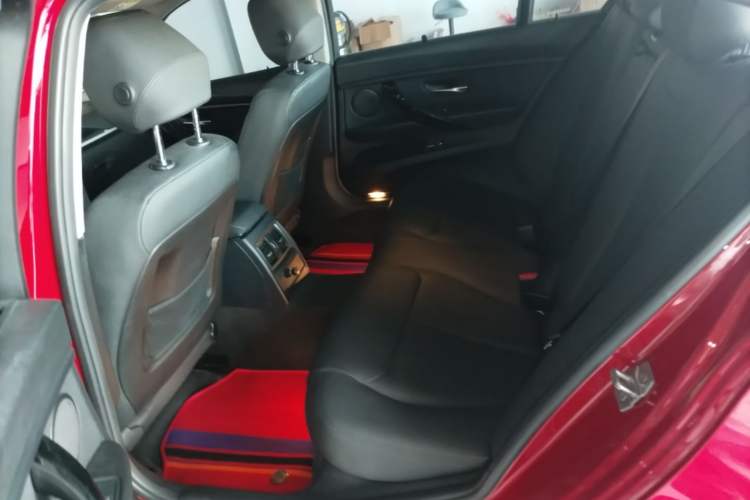 Used BMW 3 Series 2017 320Li Fashion Model Left Rear Seat