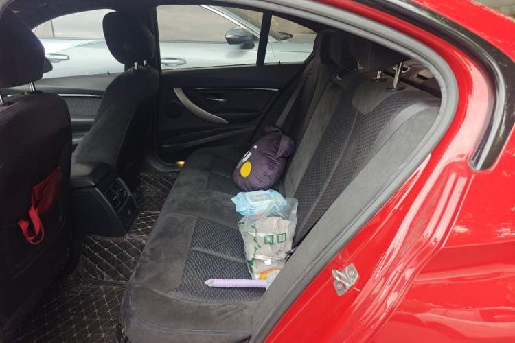 Used BMW 3 Series 2017 320i M Sport Left Rear Seat