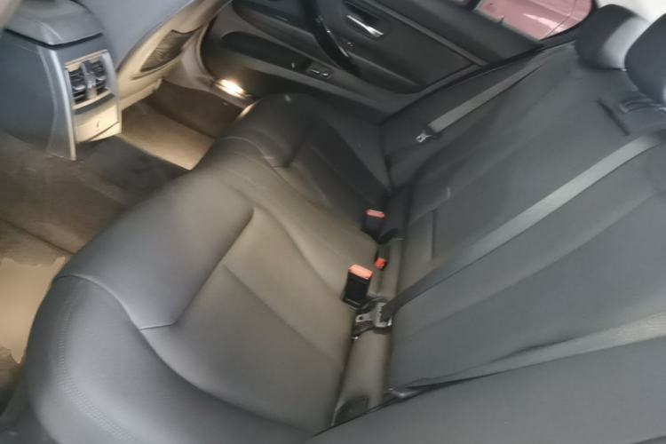 Used BMW 3 Series 2017 320Li Fashion Model Left Rear Seat