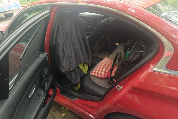 Used BMW 3 Series 2017 320Li Fashion Model Left Rear Seat