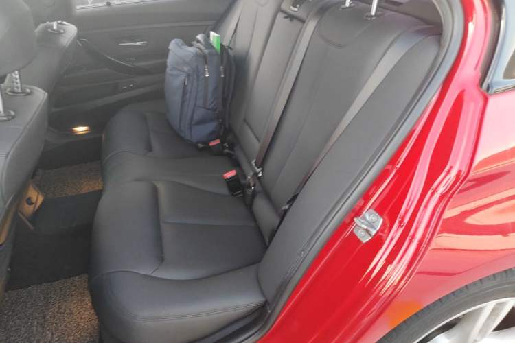 Used BMW 3 Series 2017 320Li M Sport Edition Left Rear Seat