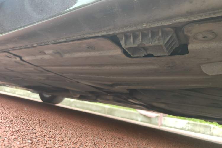 Used BMW 3 Series 2017 320Li Fashion Model Left Side Sill