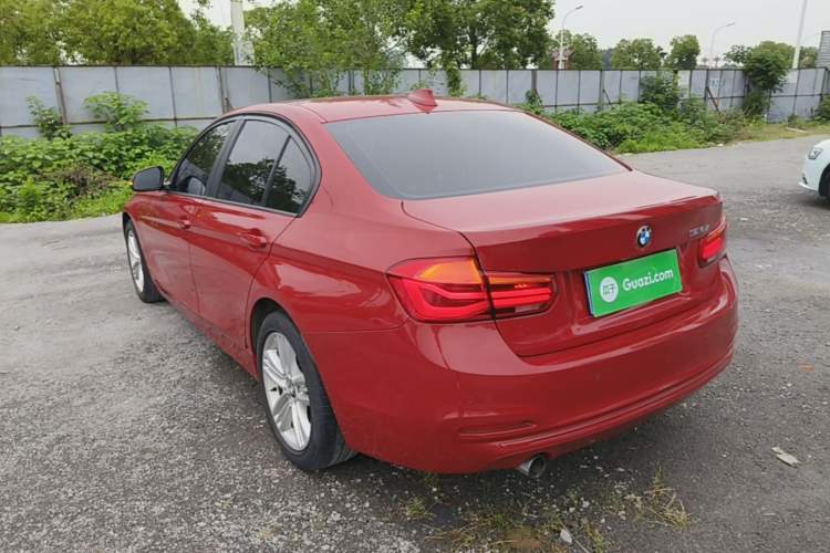 Used BMW 3 Series 2017 318i Fashion Model Rear Left 45 Deg