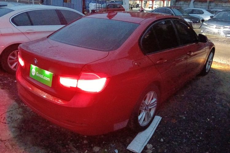 Used BMW 3 Series 2017 318i Fashion Model Rear Right 45 Deg