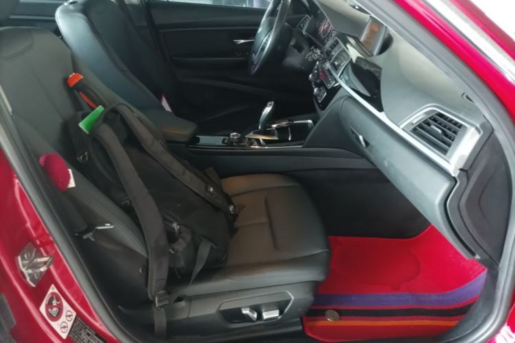 Used BMW 3 Series 2017 320Li Fashion Model Right Front Seat