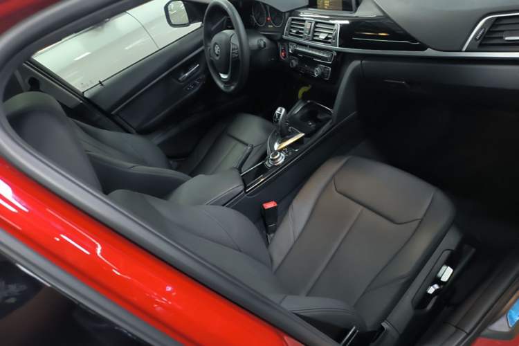 Used BMW 3 Series 2017 320Li M Sport Edition Right Front Seat