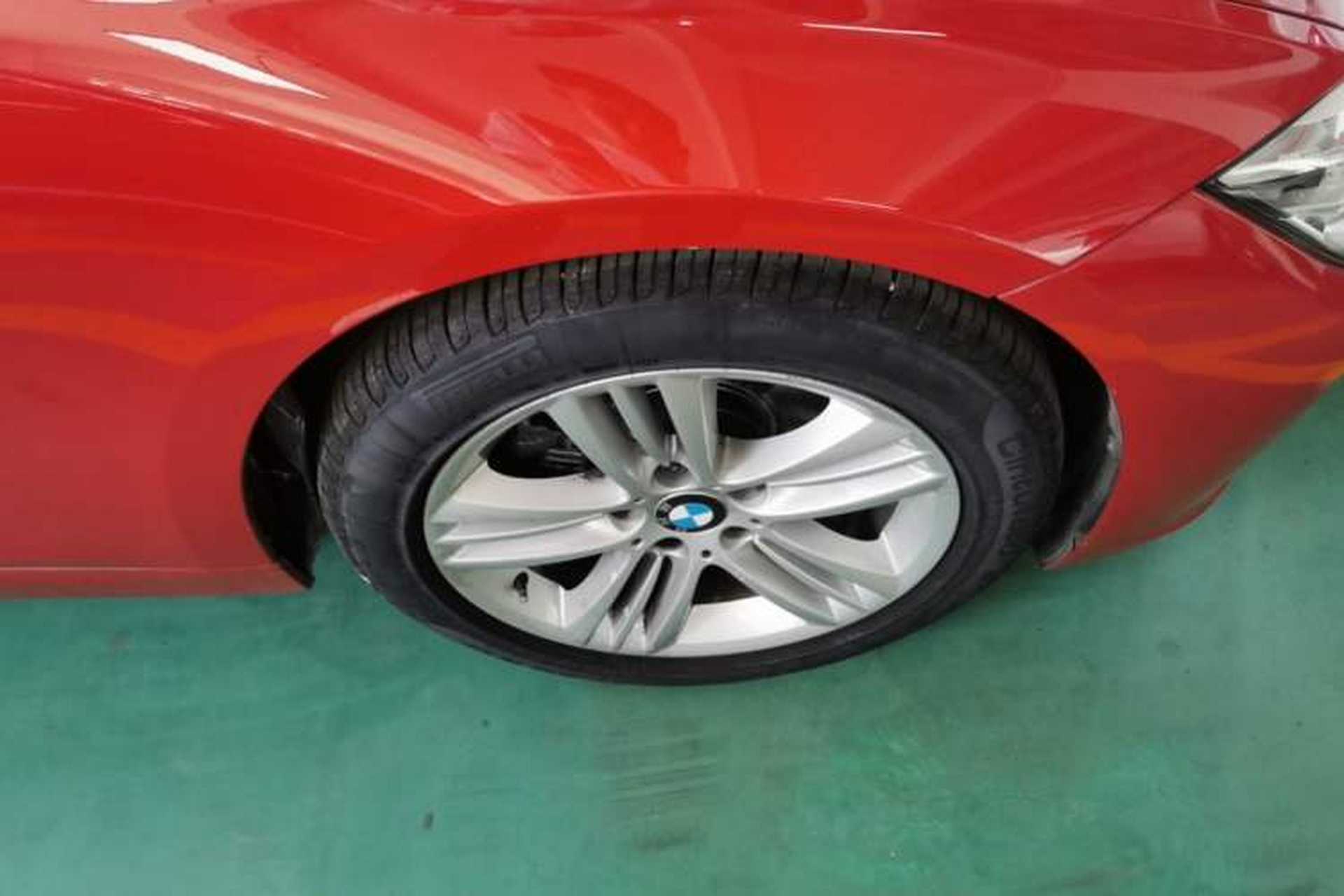 Used BMW 3 Series 2017 320Li Fashion Model Right Front Wheel Hub
