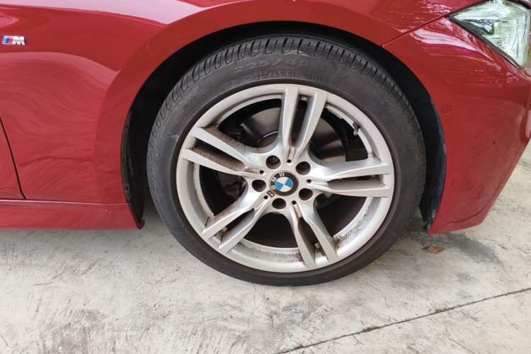 Used BMW 3 Series 2017 320Li M Sport Edition Right Front Wheel Hub