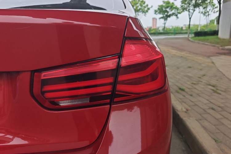 Used BMW 3 Series 2017 318i Fashion Model Right Rear Taillight