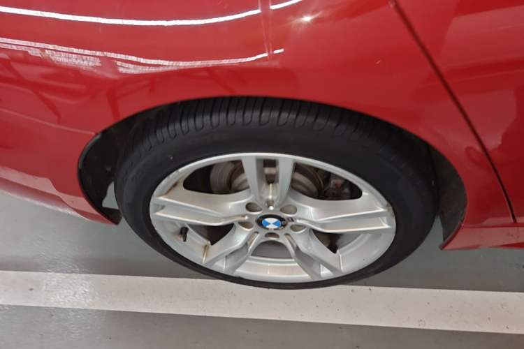 Used BMW 3 Series 2017 320Li M Sport Edition Right Rear Wheel Hub