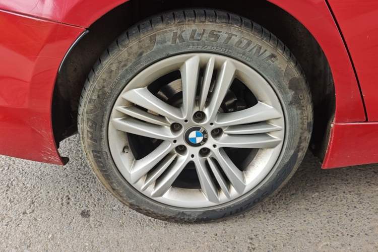 Used BMW 3 Series 2017 318i Fashion Model Right Rear Wheel Hub