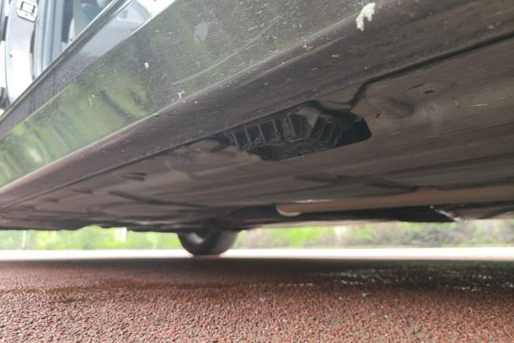 Used BMW 3 Series 2017 320Li Fashion Model Right Side Sill