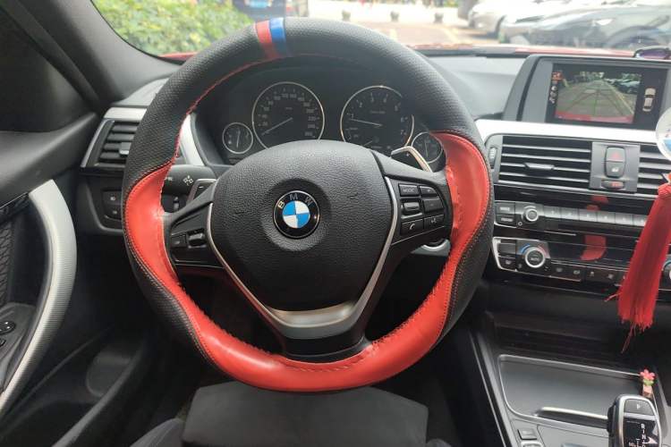 Used BMW 3 Series 2017 320i M Sport Steering Wheel