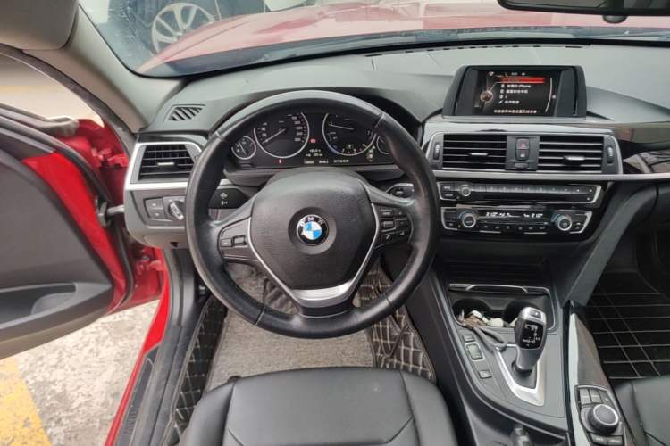 Used BMW 3 Series 2017 320Li Fashion Model Steering Wheel