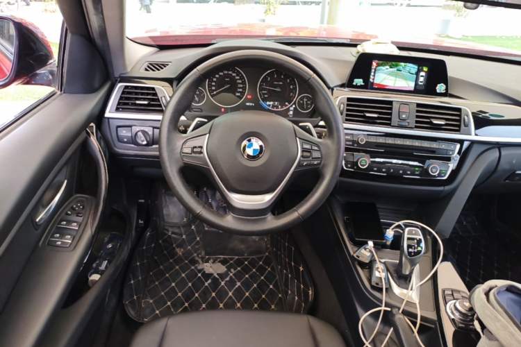 Used BMW 3 Series 2017 320Li M Sport Edition Steering Wheel