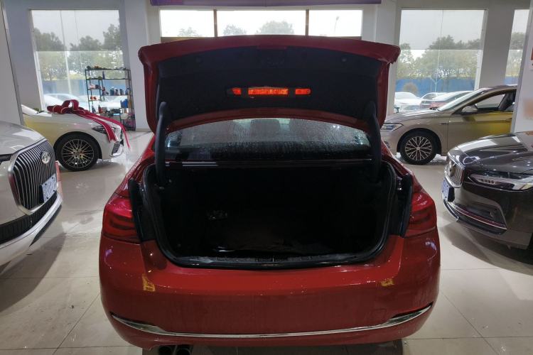 Used BMW 3 Series 2017 320Li Fashion Model Trunk