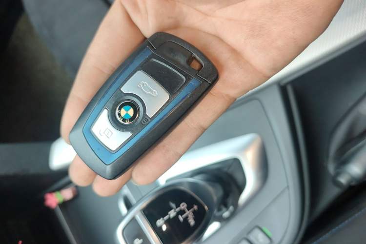 Used BMW 3 Series 2017 320i M Sport Vehicle Key