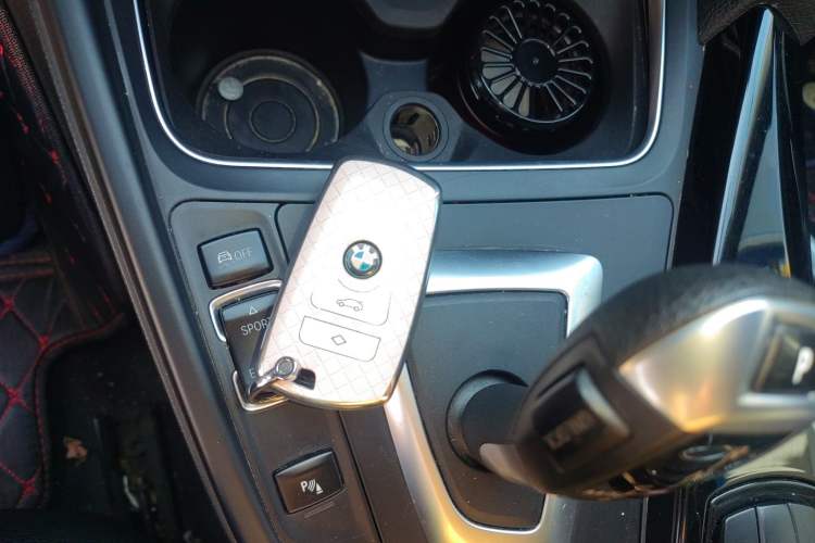 Used BMW 3 Series 2017 320Li Fashion Model Vehicle Key