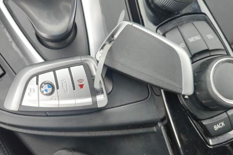 Used BMW 3 Series 2017 320Li Fashion Model Vehicle Key