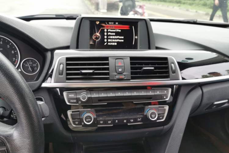 Used BMW 3 Series 2017 320Li Fashion Model Audio And AC Panel