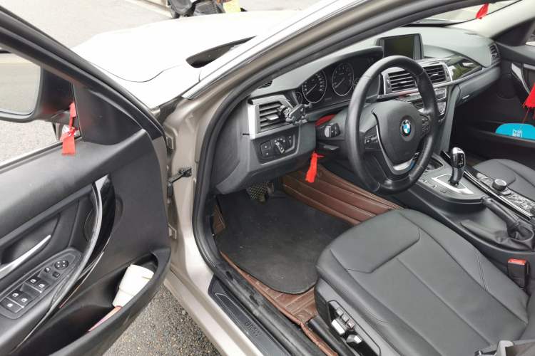 Used BMW 3 Series 2017 320Li Fashion Model Driver Seat