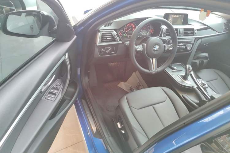 Used BMW 3 Series 2017 320Li M Sport Edition Driver Seat