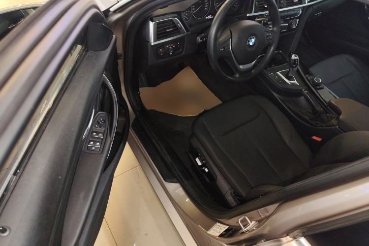 Used BMW 3 Series 2017 320Li Fashion Model Driver Seat