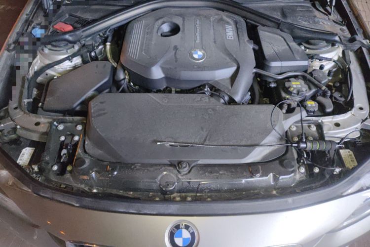 Used BMW 3 Series 2017 320Li Fashion Model Engine Bay