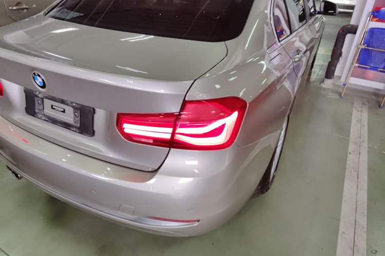 Used BMW 3 Series 2017 320Li Fashion Model Exterior 3