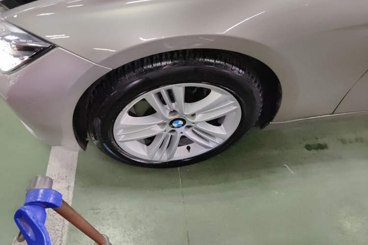 Used BMW 3 Series 2017 320Li Fashion Model Exterior 4