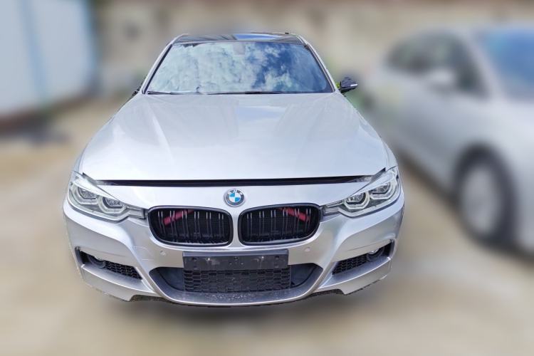 Used BMW 3 Series 2017 320i M Sport Front