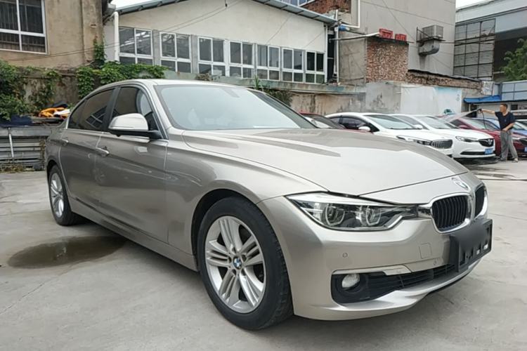 Used BMW 3 Series 2017 320Li Fashion Model Front Right 45 Deg