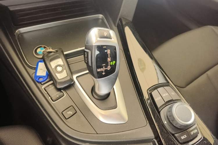 Used BMW 3 Series 2017 320Li Fashion Model Gear Lever
