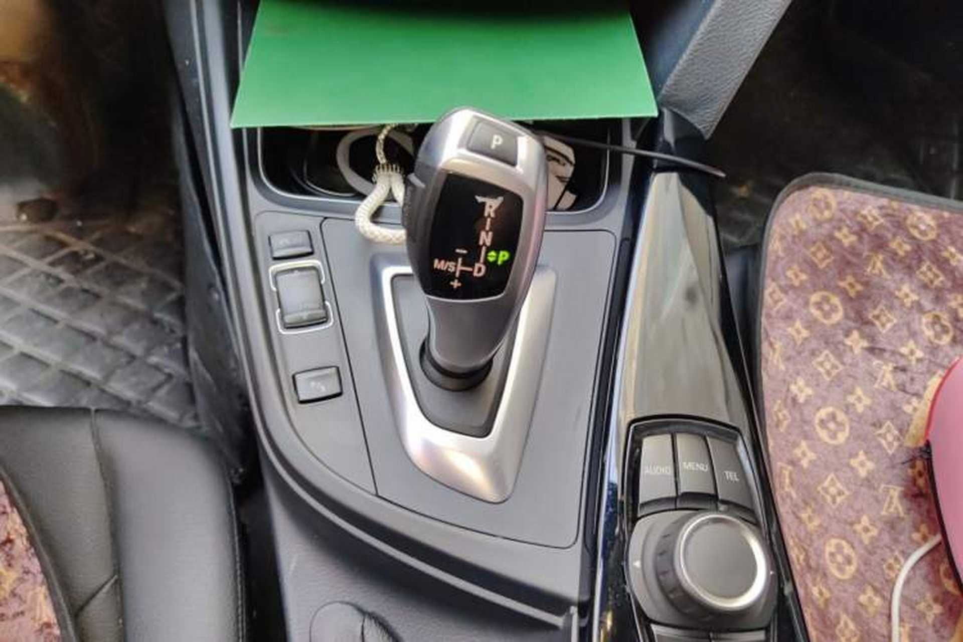 Used BMW 3 Series 2017 320Li Fashion Model Gear Lever
