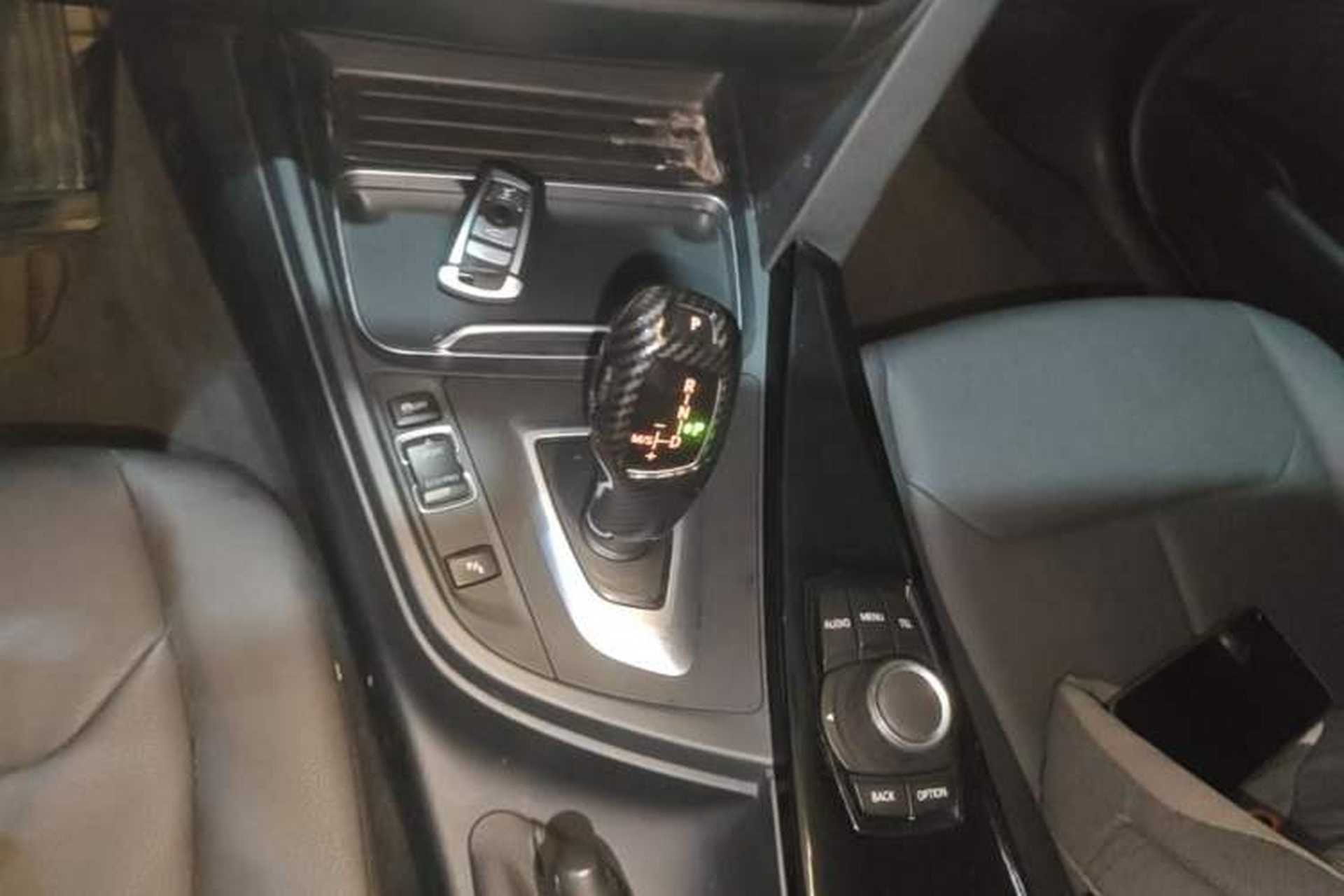 Used BMW 3 Series 2017 320Li Fashion Model Gear Lever